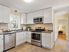 16 Lakeview Dr, Littleton MA 01460