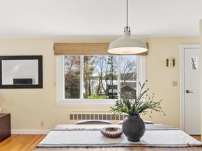 16 Lakeview Dr, Littleton MA 01460