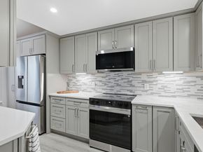 59 Hillside Dr 59, Wayland MA 01778