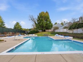 59 Hillside Dr 59, Wayland MA 01778