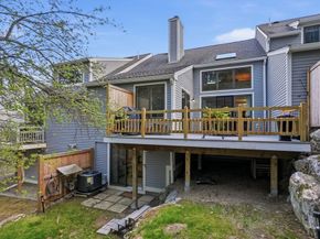 59 Hillside Dr 59, Wayland MA 01778