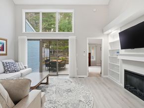 59 Hillside Dr 59, Wayland MA 01778