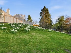 59 Hillside Dr 59, Wayland MA 01778