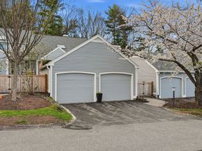 59 Hillside Dr 59, Wayland MA 01778