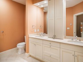 10 Graystone Cir 10, Winchester MA 01890