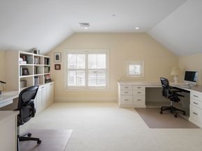 10 Graystone Cir 10, Winchester MA 01890