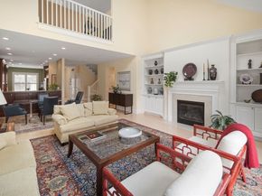 10 Graystone Cir 10, Winchester MA 01890