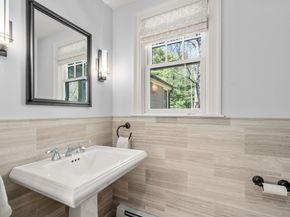 123 Lincoln Road, Lincoln MA 01773