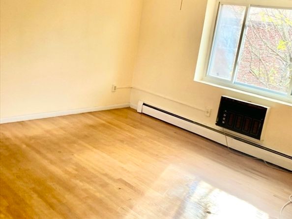 66 Bryon Rd 5, Boston MA 02467