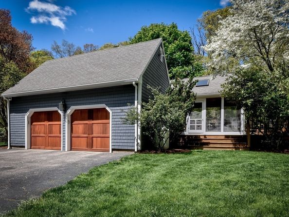 3 Bridle Path, Sherborn MA 01770