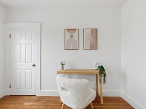 9 Robbins St, Waltham MA 02453