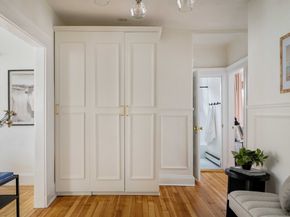 7 Farragut Ave 1, Somerville MA 02144