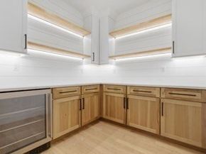5 Lisa St, Burlington MA 01803