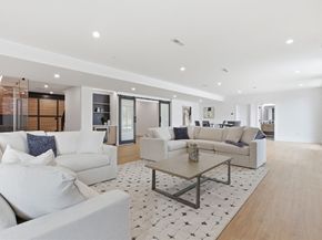5 Lisa St, Burlington MA 01803