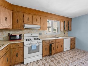 92 Sheridan Ave, Medford MA 02155