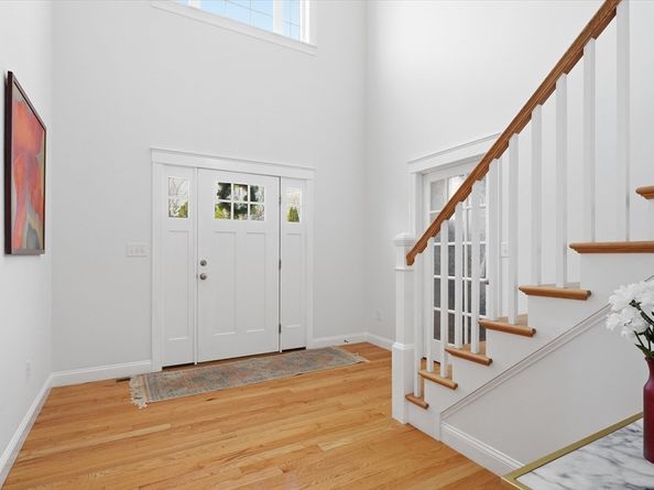 39 Iadarola Ave, Milford MA 01757