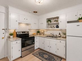 881 Main St 5, Walpole MA 02081