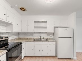 881 Main St 5, Walpole MA 02081