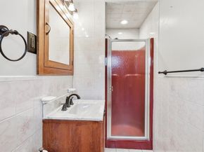 5 Currier Drive, Framingham MA 01701