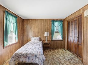 19 Peck Ave, Plymouth MA 02360