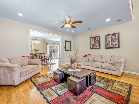 1 Dunia Ln 1, Northborough MA 01532