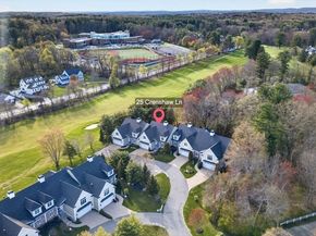 25 Crenshaw Ln 152, Andover MA 01810