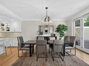 25 Crenshaw Ln 152, Andover MA 01810