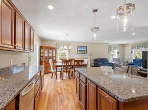 32 Steele St, Holden MA 01520
