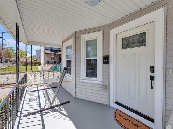 19 Fourth St 19, Medford MA 02155