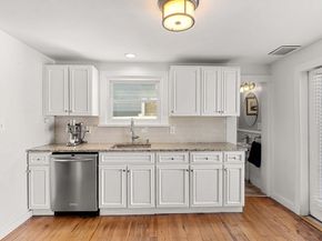4 6th St, Ipswich MA 01938