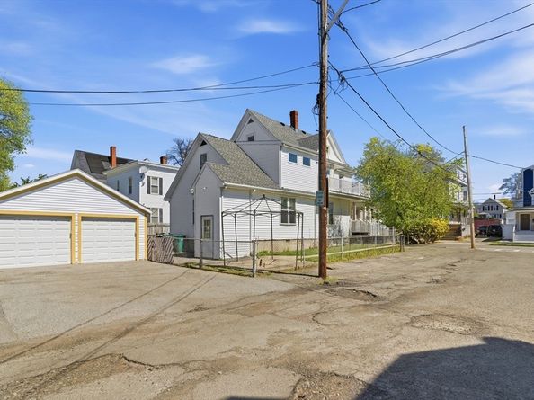 20 Lexington St, Lynn MA 01902