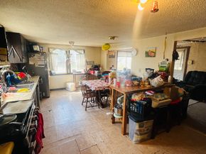 19 Oakdale St, Wareham MA 02571