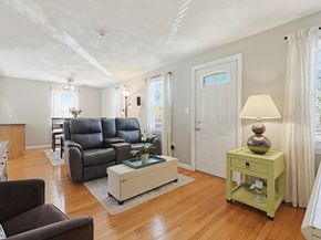 234 Allen Rd, Billerica MA 01821