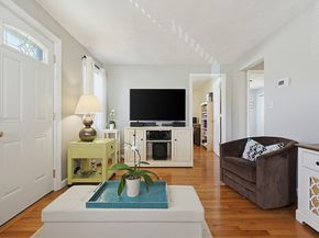 234 Allen Rd, Billerica MA 01821