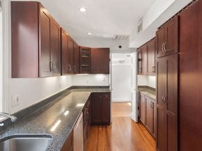 318 K St 2, Boston MA 02127