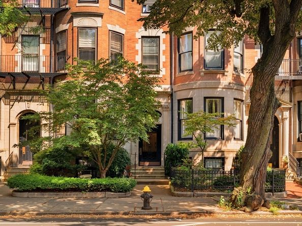486 Beacon St 1, Boston MA 02115