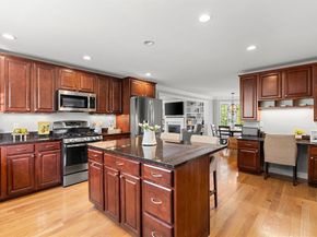 152 Charlton St, Arlington MA 02476