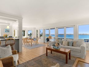 3 Marsh St, Newburyport MA 01950