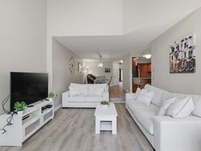 68 South Quinsigamond Avenue 4, Shrewsbury MA 01545