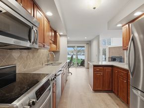 68 South Quinsigamond Avenue 4, Shrewsbury MA 01545