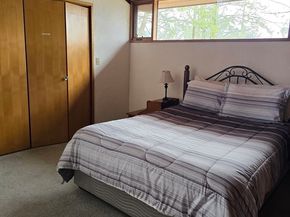 74 Perry, Athol MA 01331