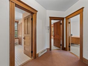 14 Circuit Ave E, Worcester MA 01603