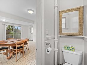 14 Circuit Ave E, Worcester MA 01603