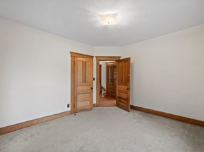 14 Circuit Ave E, Worcester MA 01603