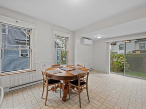 14 Circuit Ave E, Worcester MA 01603