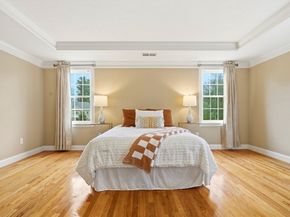 19 Crimson Dr, Shrewsbury MA 01545