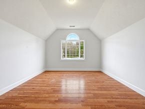 19 Crimson Dr, Shrewsbury MA 01545