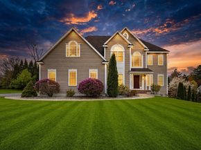 19 Crimson Dr, Shrewsbury MA 01545