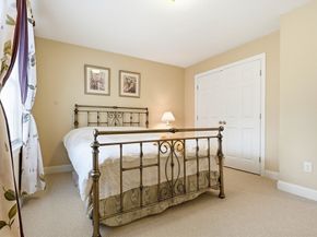 19 Crimson Dr, Shrewsbury MA 01545