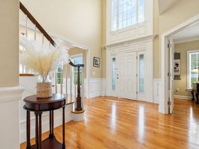 19 Crimson Dr, Shrewsbury MA 01545